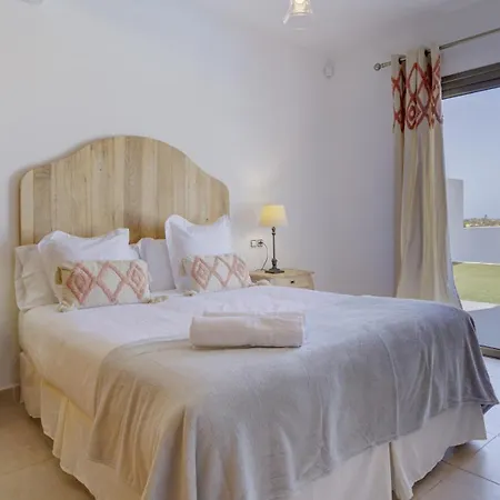 Mares Villa *
