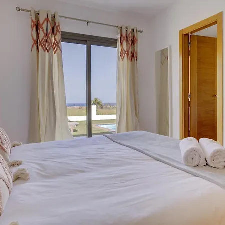 Mares Калета-де-Фусте