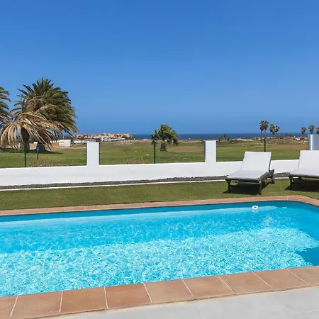 Mares ヴィラ カレタ・デ・フステ